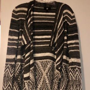 IZ Byer Cardigan Sweater